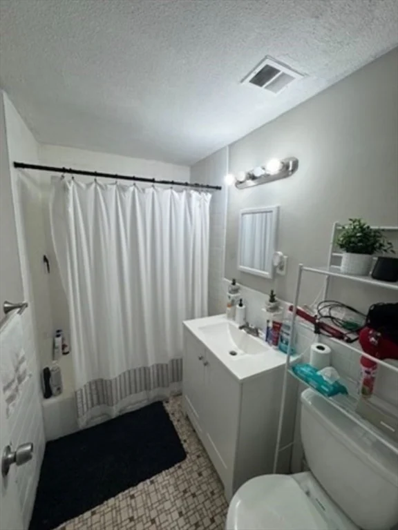 45 Mccoba St, Revere