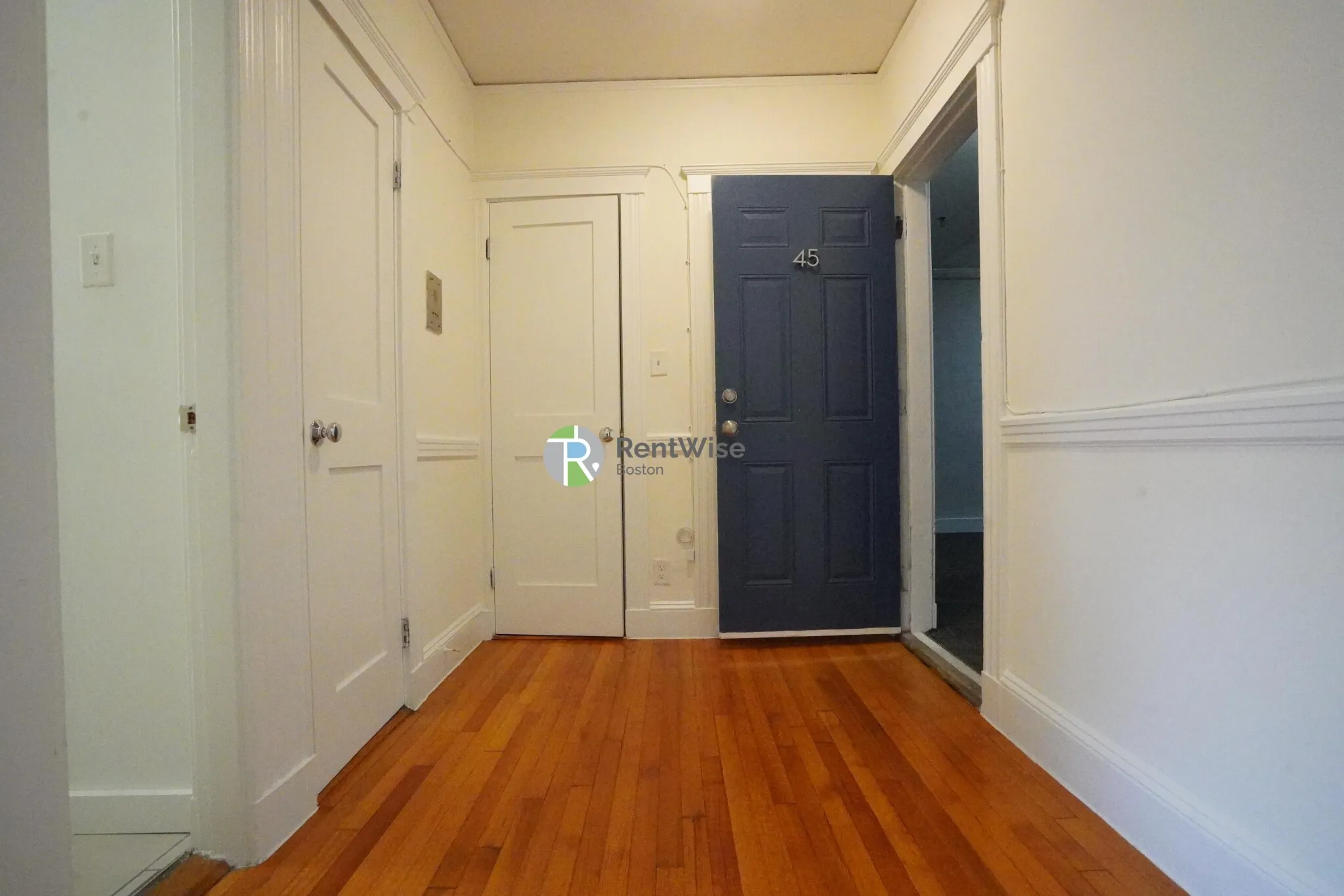 1850 Commonwealth Ave, Brighton