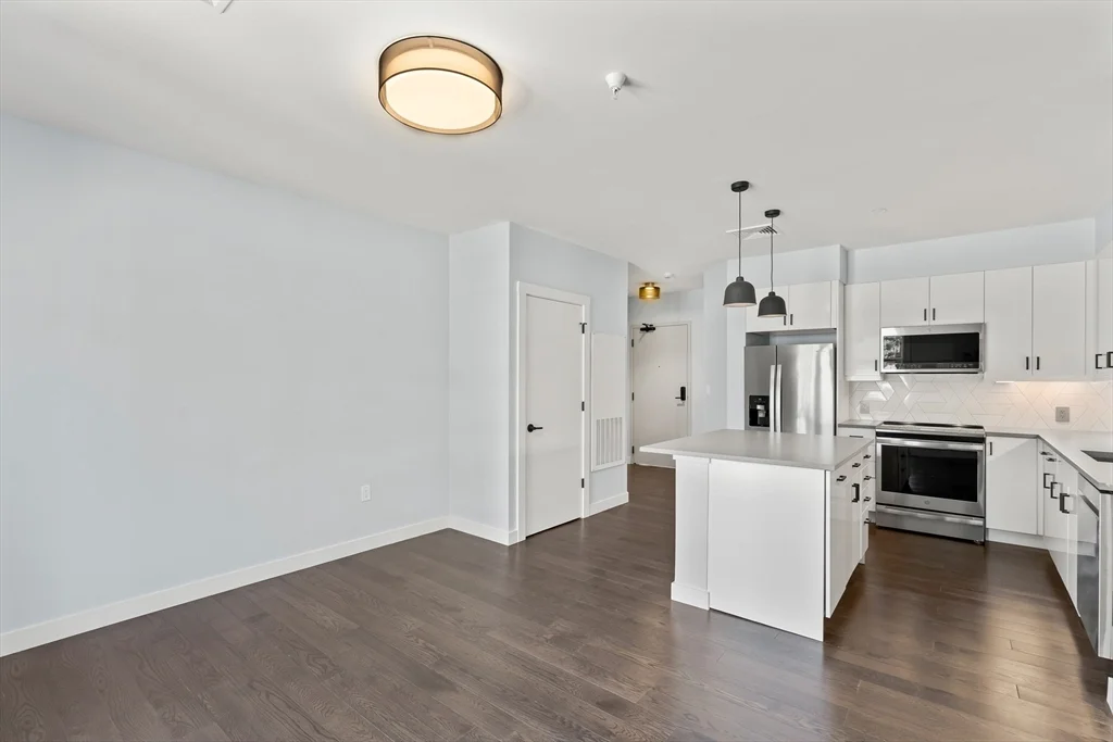 54 Auburn, Coolidge Corner