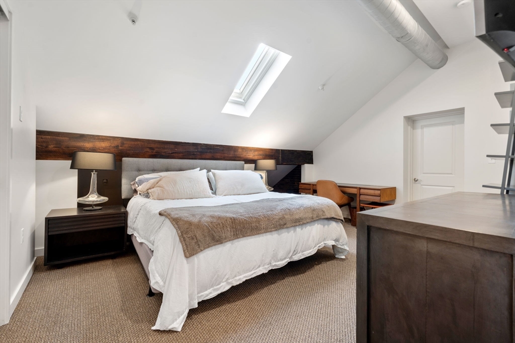 57 North Washington St, North End