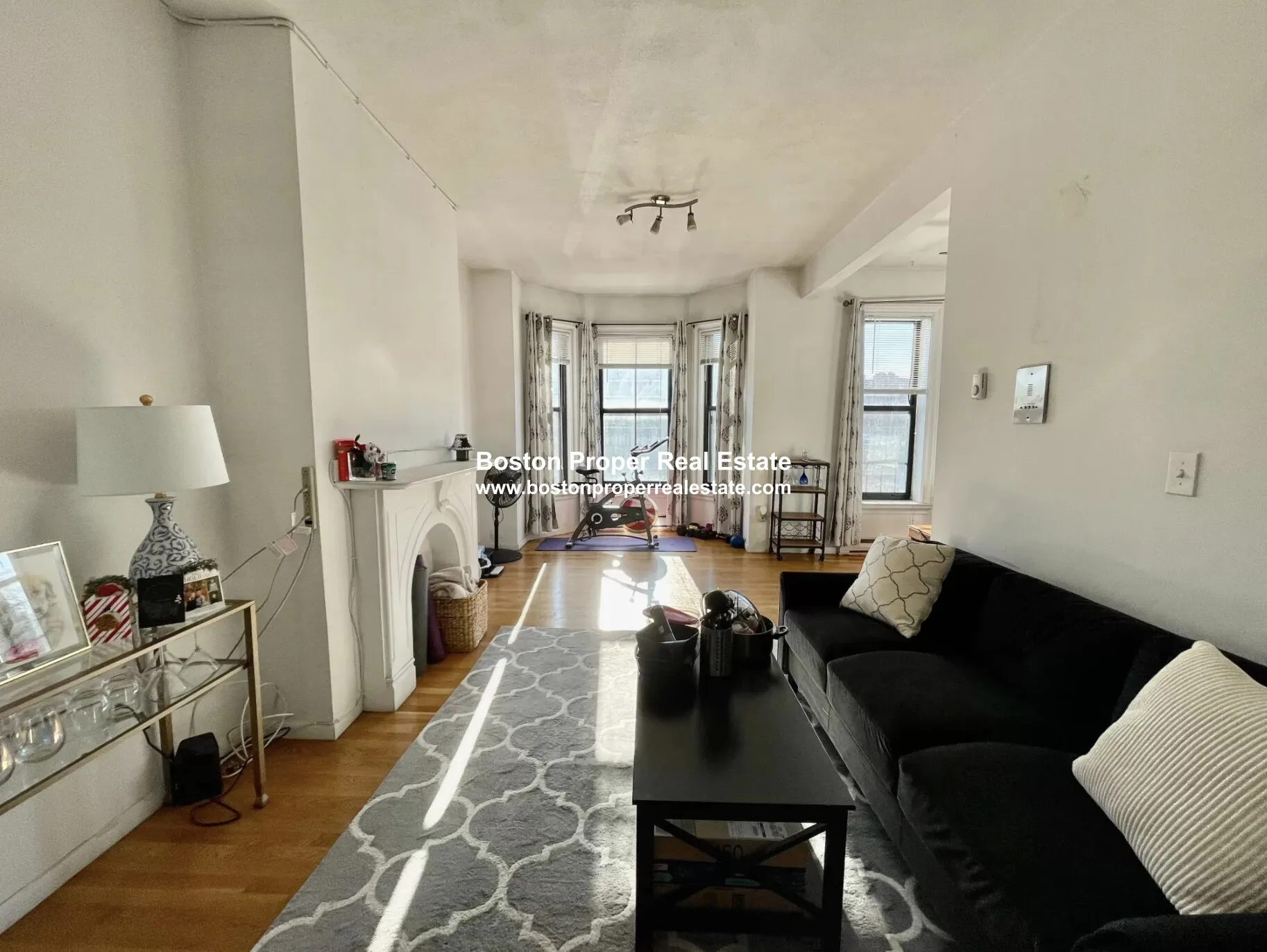 23 Cortes St, Back Bay