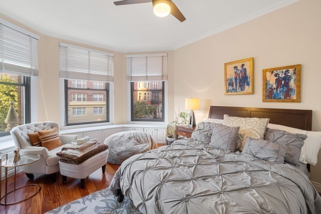 4 Charlesgate East, Back Bay