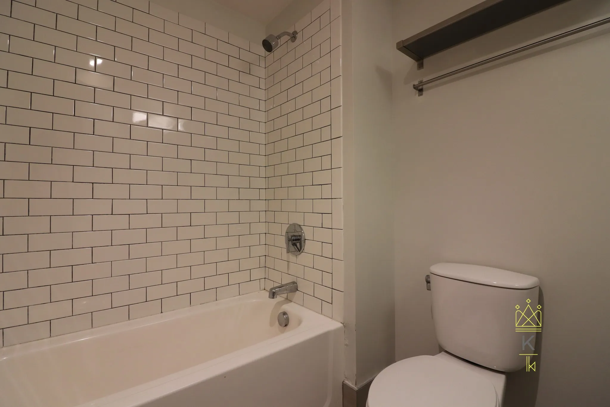 20 Sunnyside St, Jamaica Plain