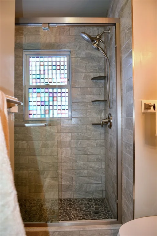 27 Emmons St, Milford