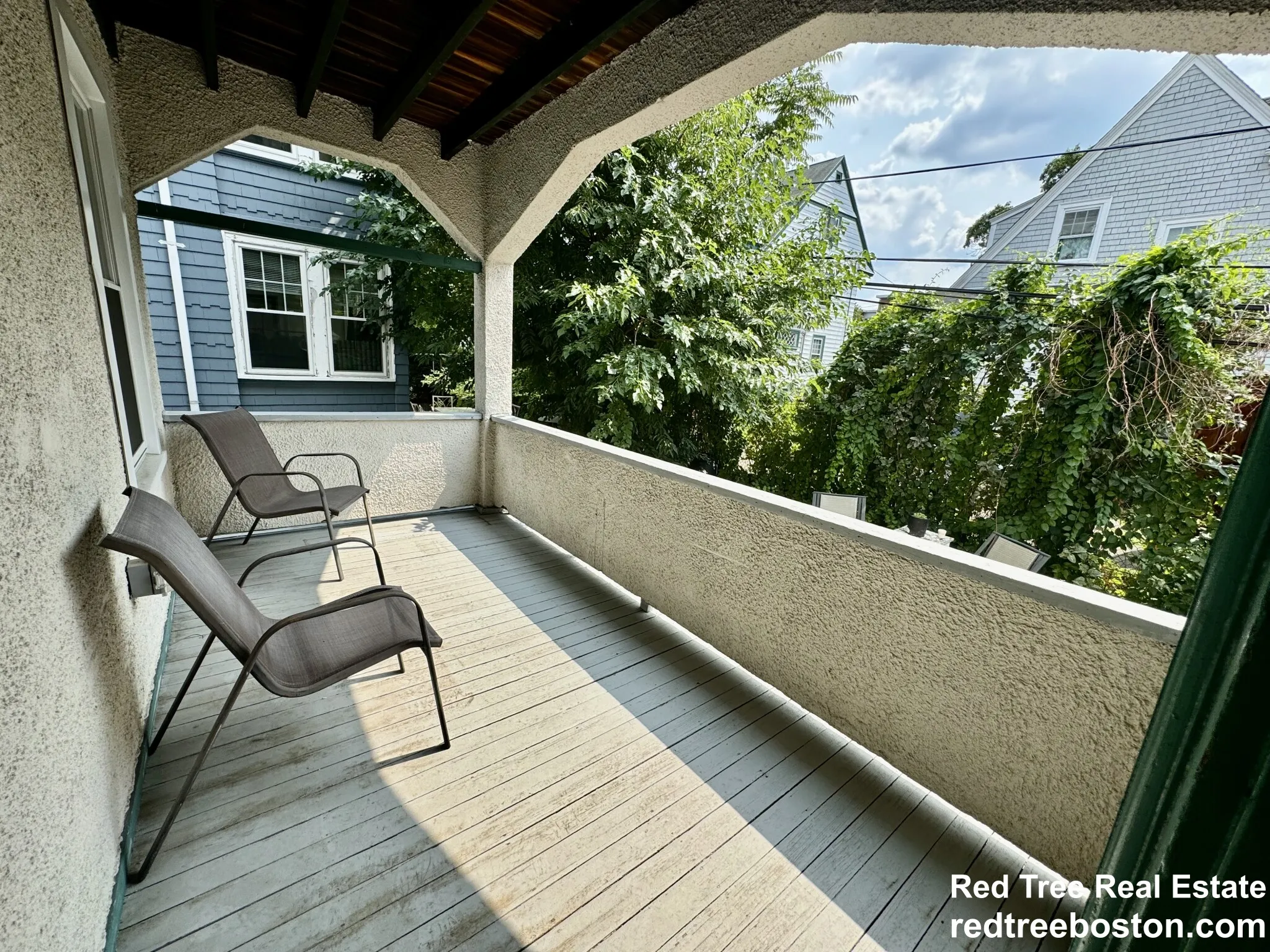 28 Boulevard Ter, Brighton