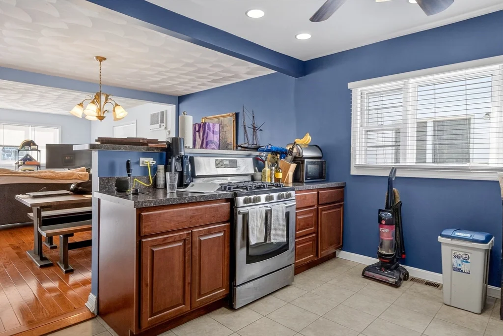 43 Prescott St, Everett