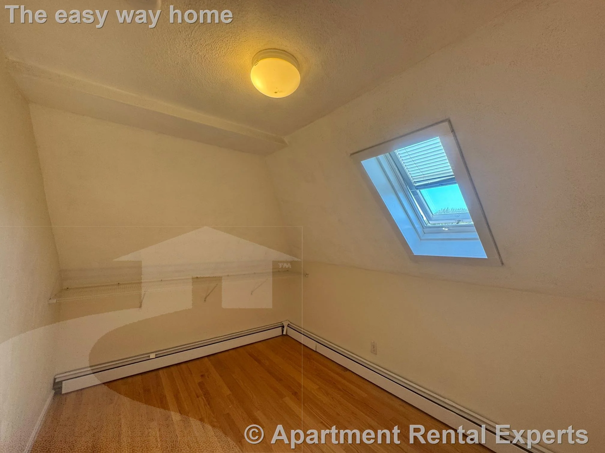 454 Broadway, Magoun Square