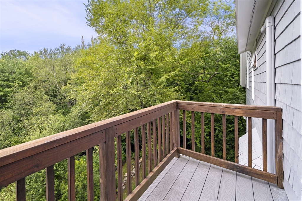 8 Risley Rd, Marblehead Neck