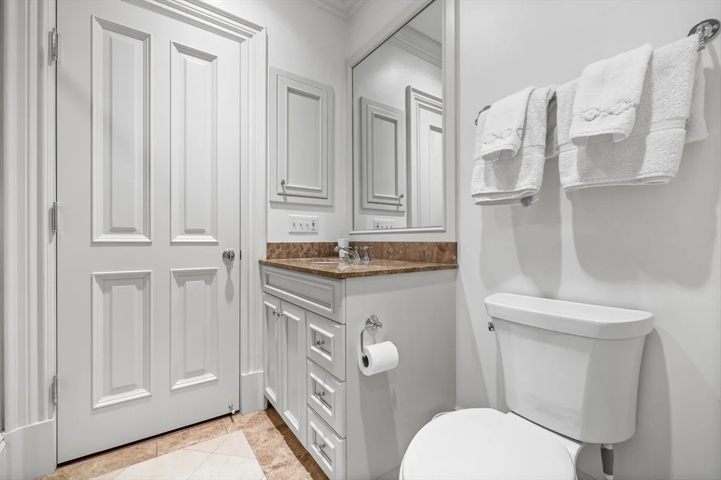 348 Beacon St, Back Bay