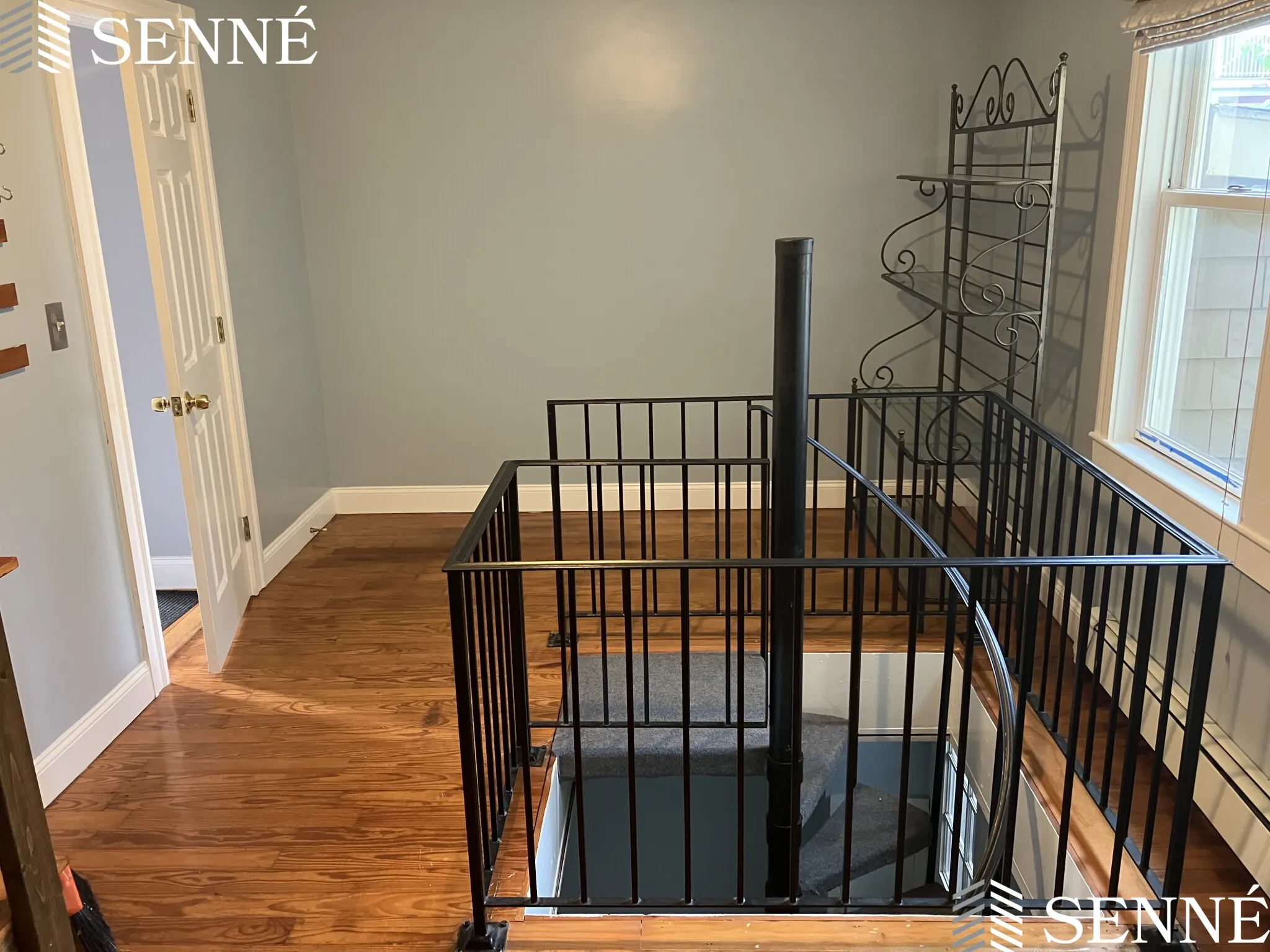 12 Fisk Ave, Magoun Square