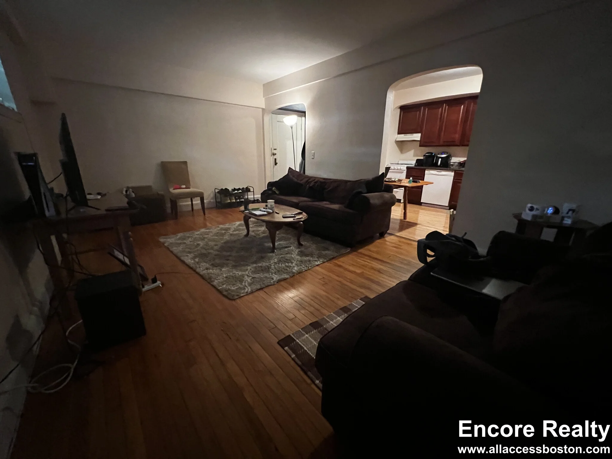 1555 Beacon St, Brookline
