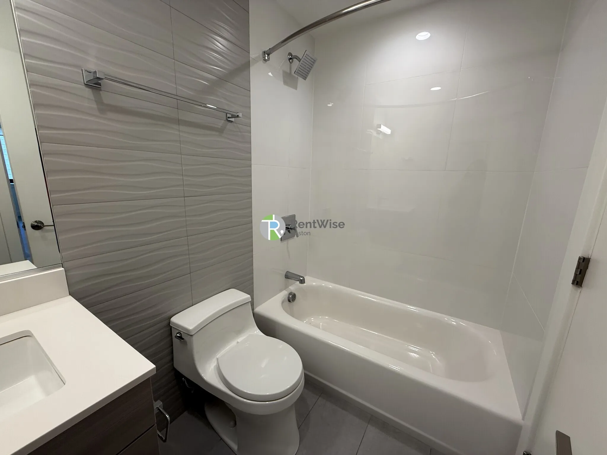 1079 Commonwealth Ave, Allston