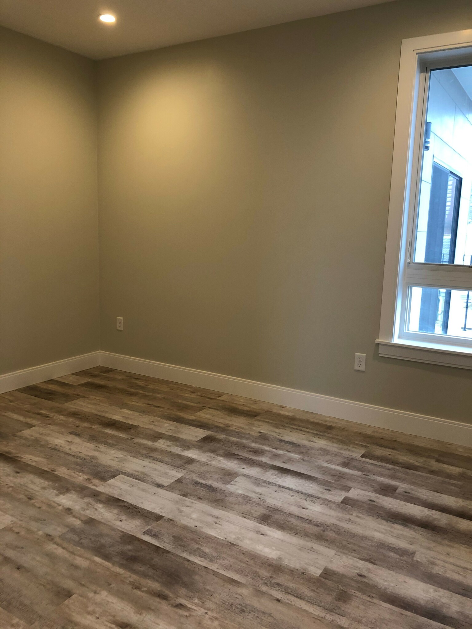 1457 Tremont St, Mission Hill