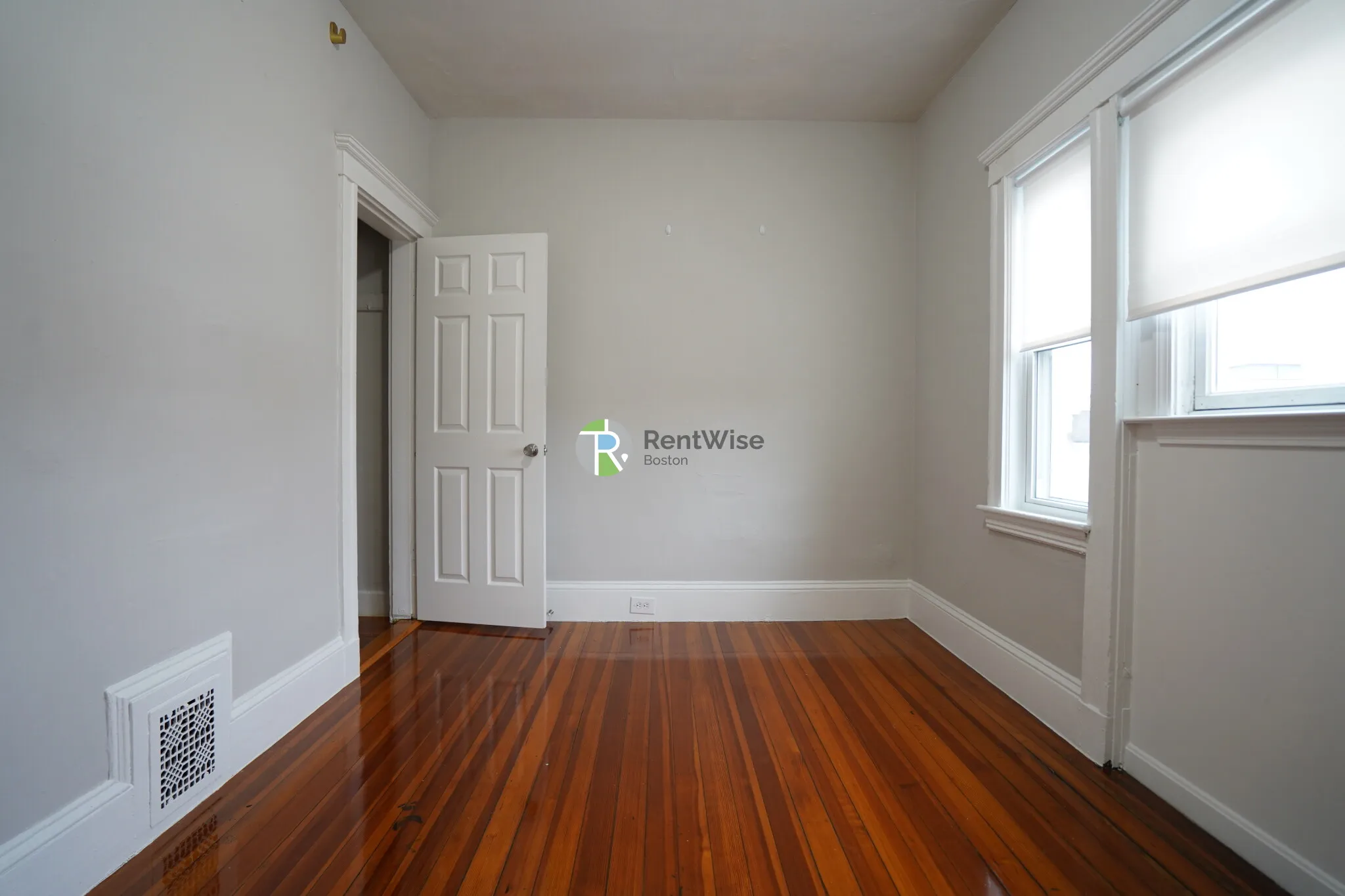 19 Roseclair St, Dorchester