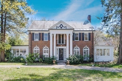 5 Hammond St, Chestnut Hill