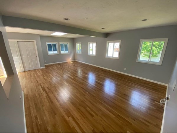 107 Lexington St, Burlington