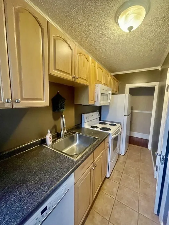 138 Main St, Fairhaven