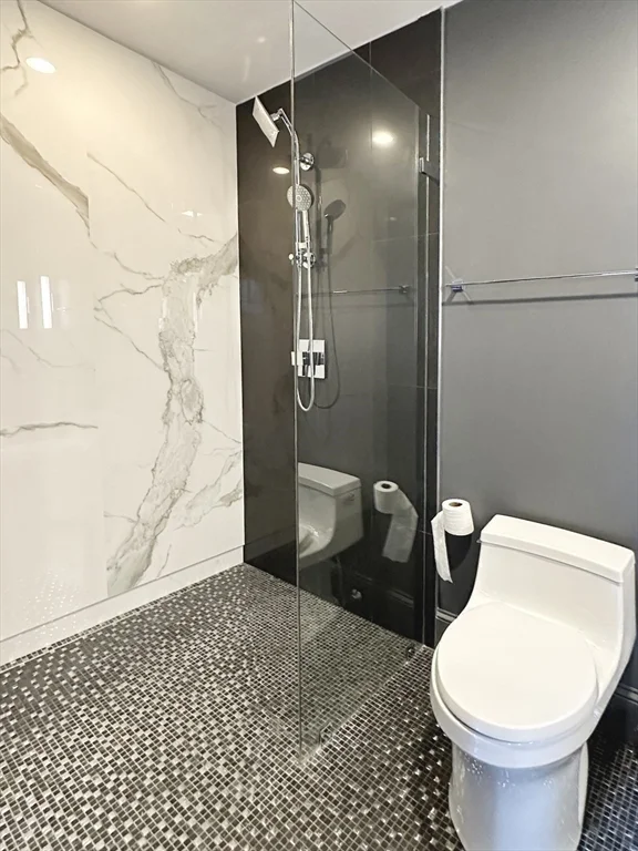 17 Gloucester St, Back Bay