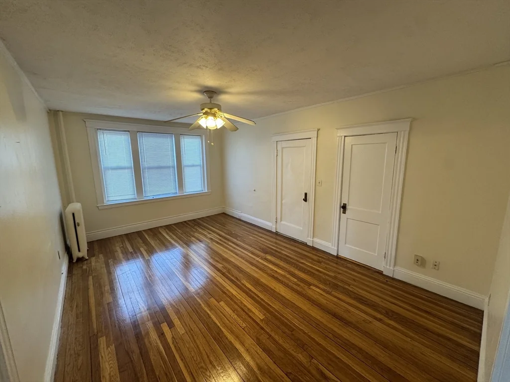 31 Dennison Ave, Framingham