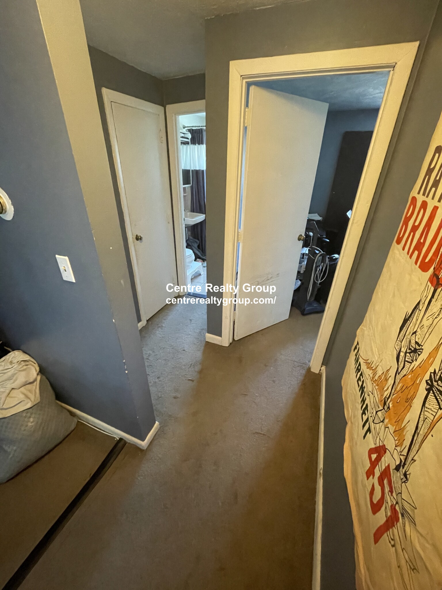 14 Bryon Rd, Chestnut Hill