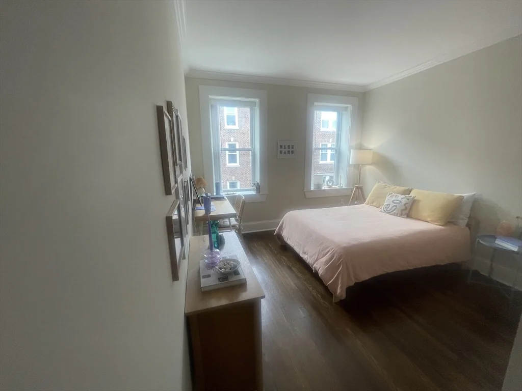 12 Short St, Coolidge Corner