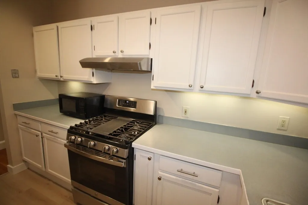 11 Worcester St, South End