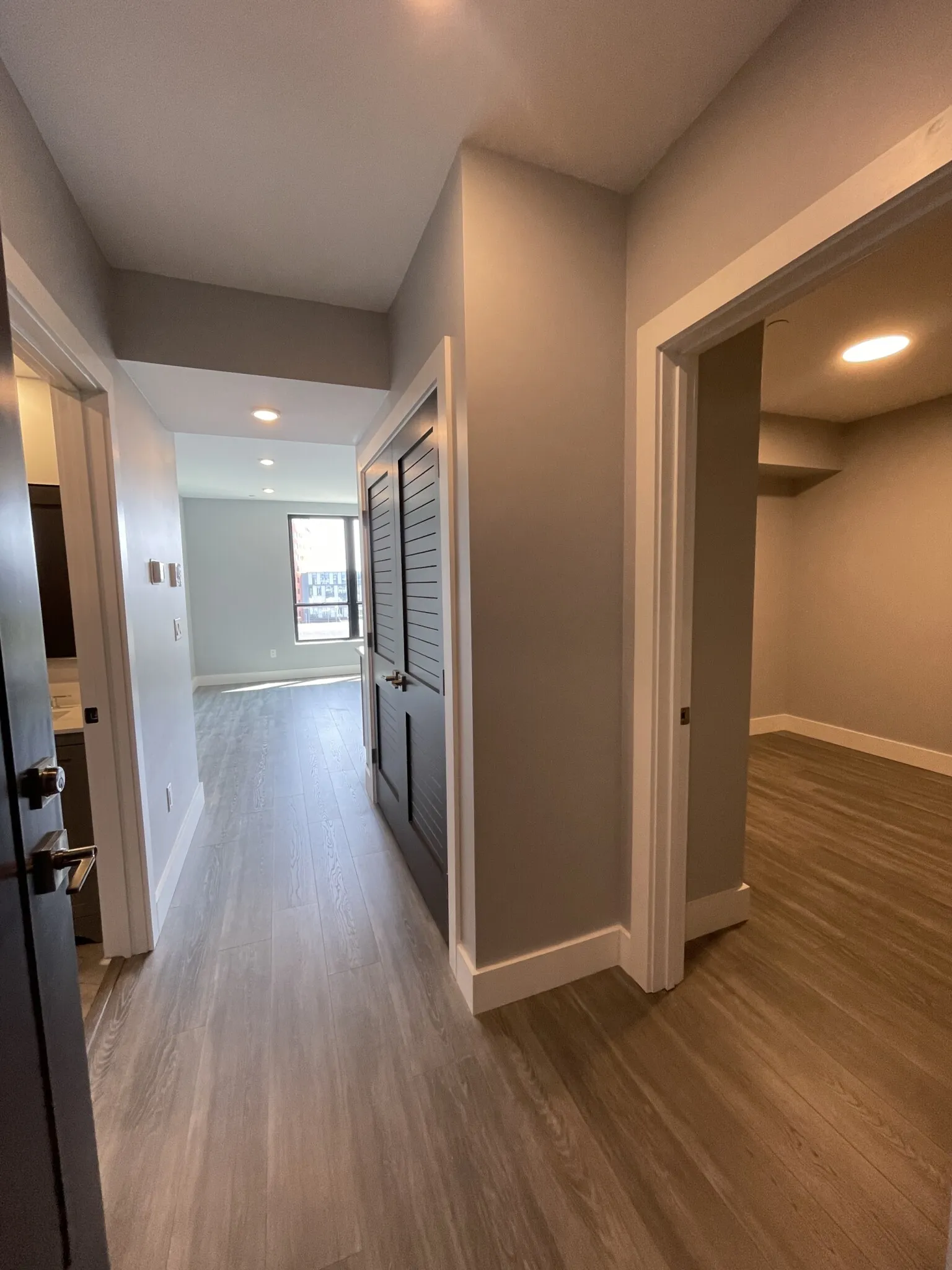 365 Western Ave, Brighton