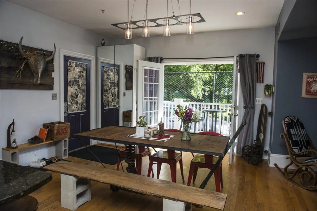 222 Pearl St, East Somerville