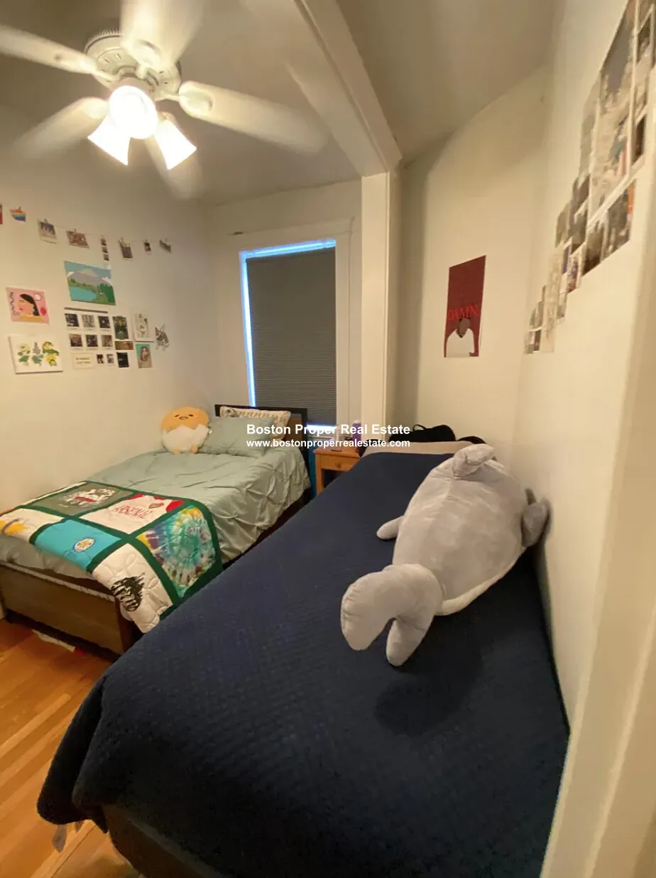 64 Hemenway St, Fenway