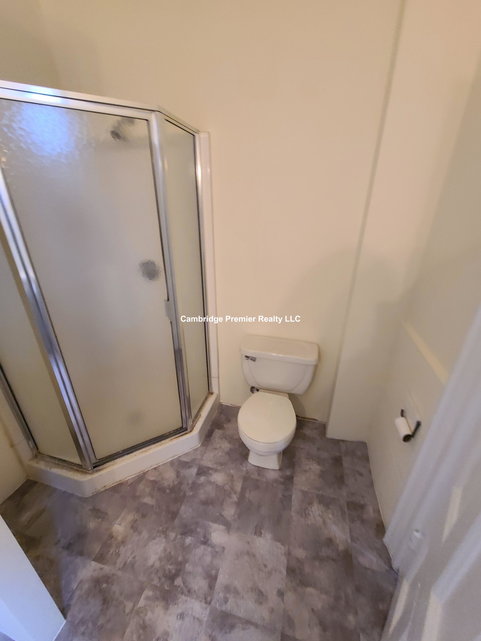Studio bed, 1 bath apartment for rent at 86 Ellery St Unit 4, Mid Cambridge — photo 6 of 8
