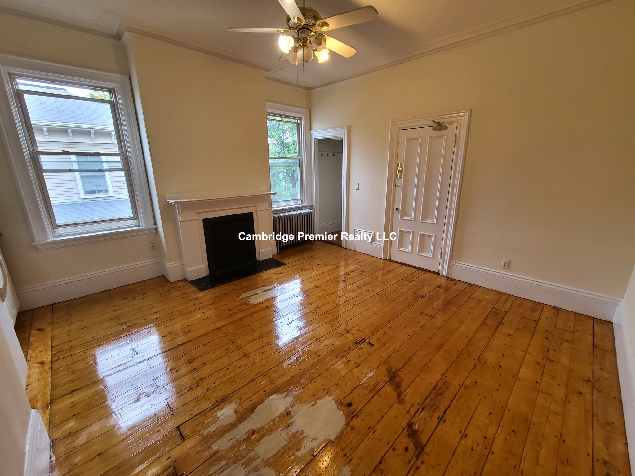 Studio bed, 1 bath apartment for rent at 86 Ellery St Unit 4, Mid Cambridge — photo 1 of 8