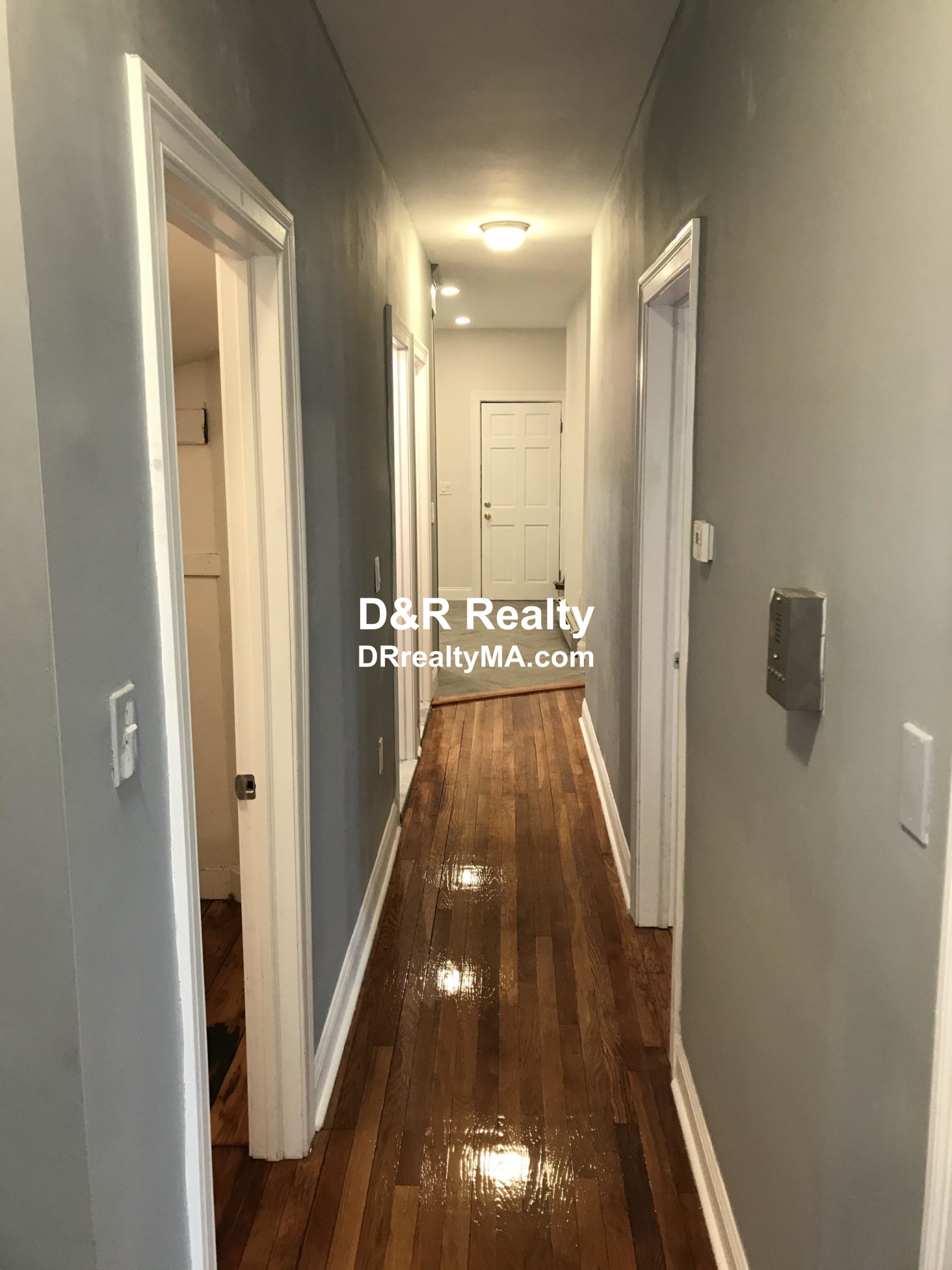3 bed, 2 bath apartment for rent at 86 Norfolk St Unit 2, Cambridgeport — photo 9 of 20