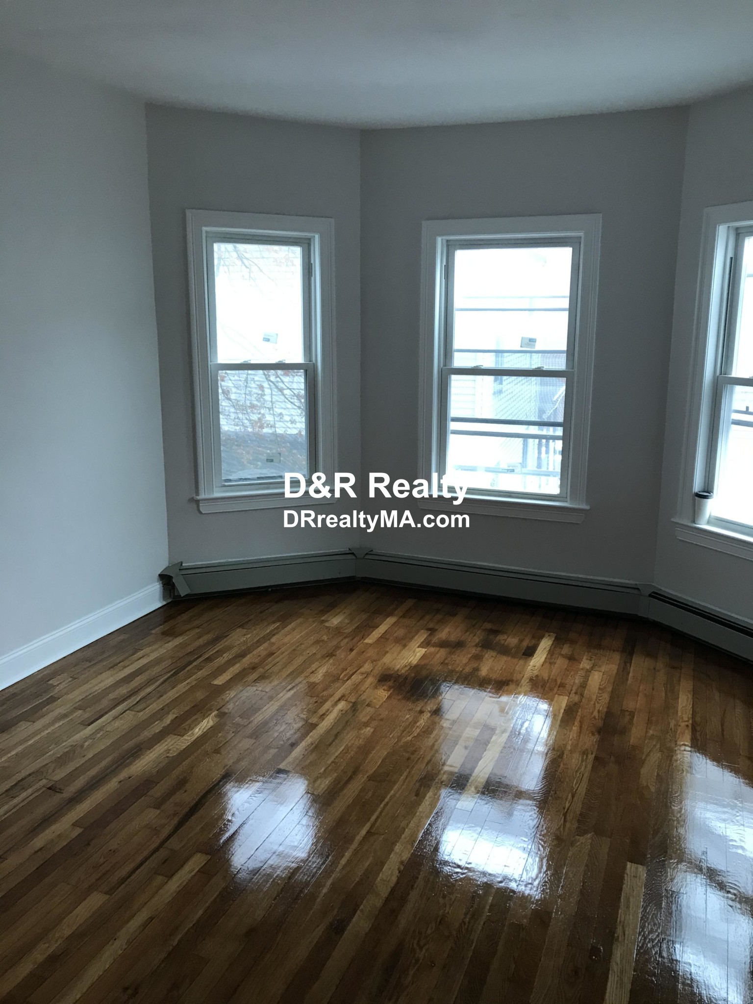 3 bed, 2 bath apartment for rent at 86 Norfolk St Unit 2, Cambridgeport — photo 11 of 20