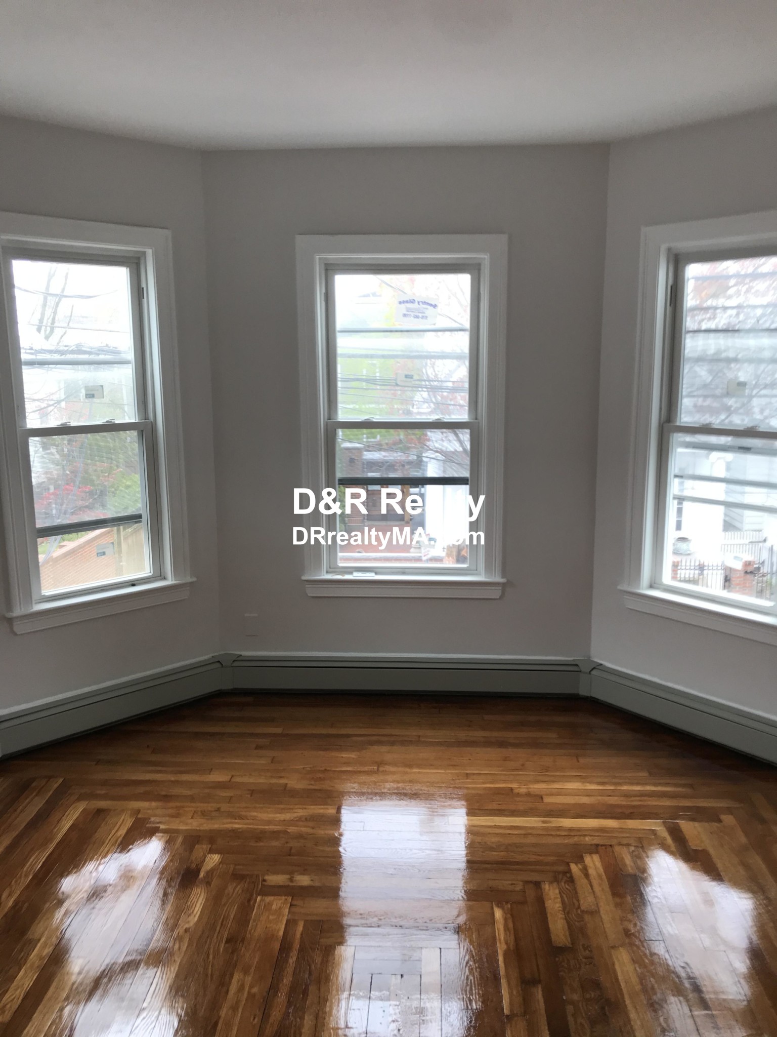 3 bed, 2 bath apartment for rent at 86 Norfolk St Unit 2, Cambridgeport — photo 6 of 20