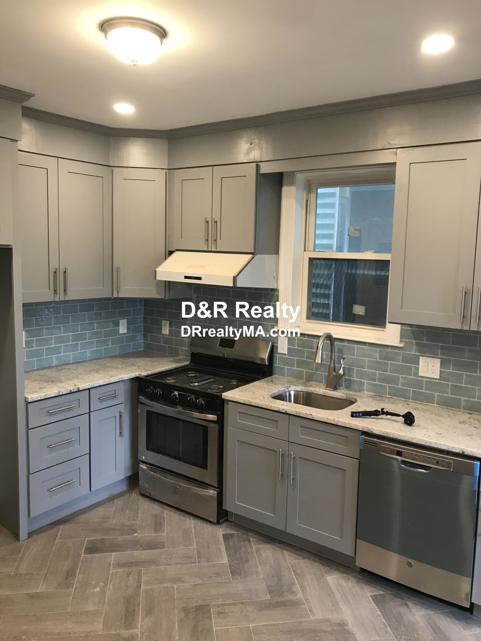 3 bed, 2 bath apartment for rent at 86 Norfolk St Unit 2, Cambridgeport