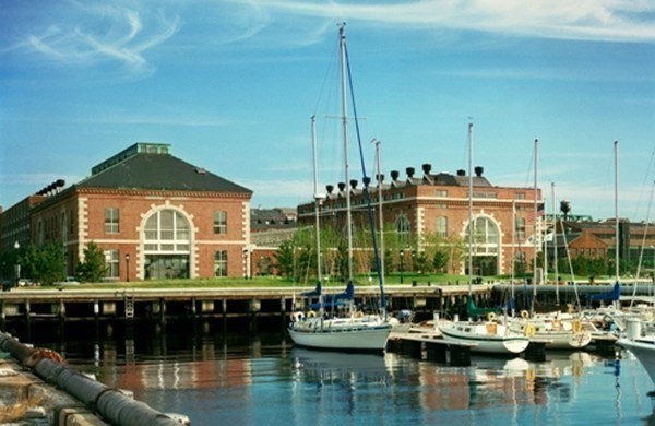 42 8th St, Charlestown