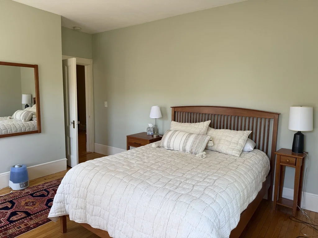 128 Magazine St, Cambridgeport