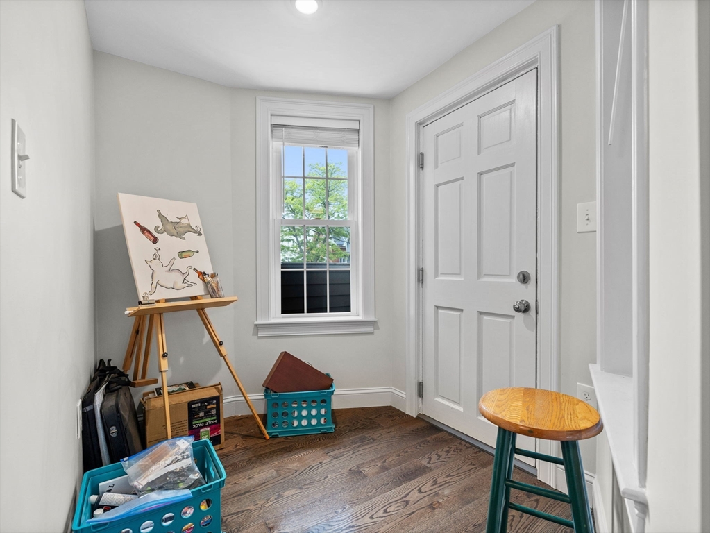 22 Otis St, Somerville