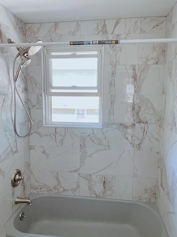 273 Cross St, Winchester