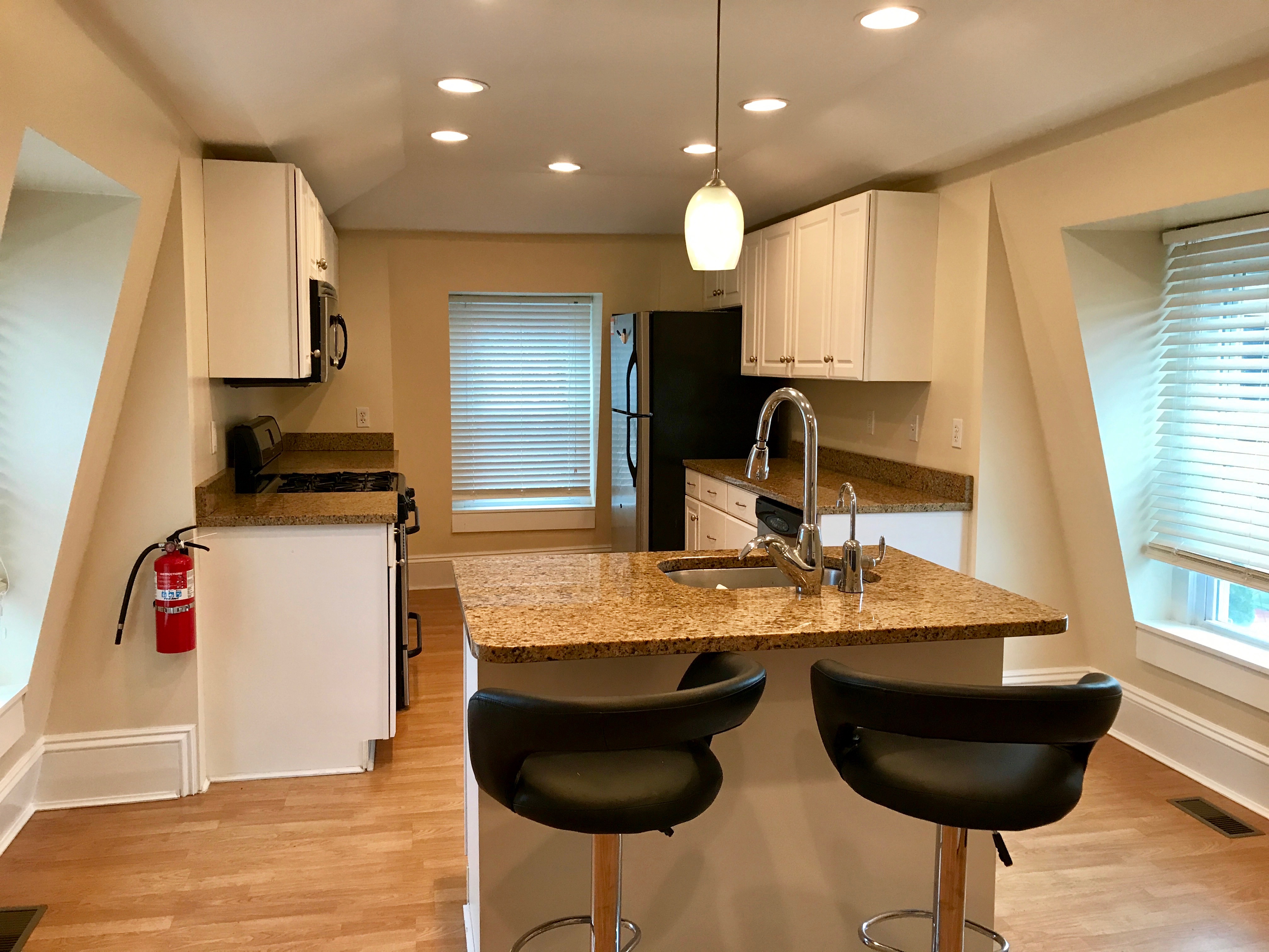 3 bed, 2 bath apartment for rent at 674 Main St Unit 2, Malden — photo 20 of 30