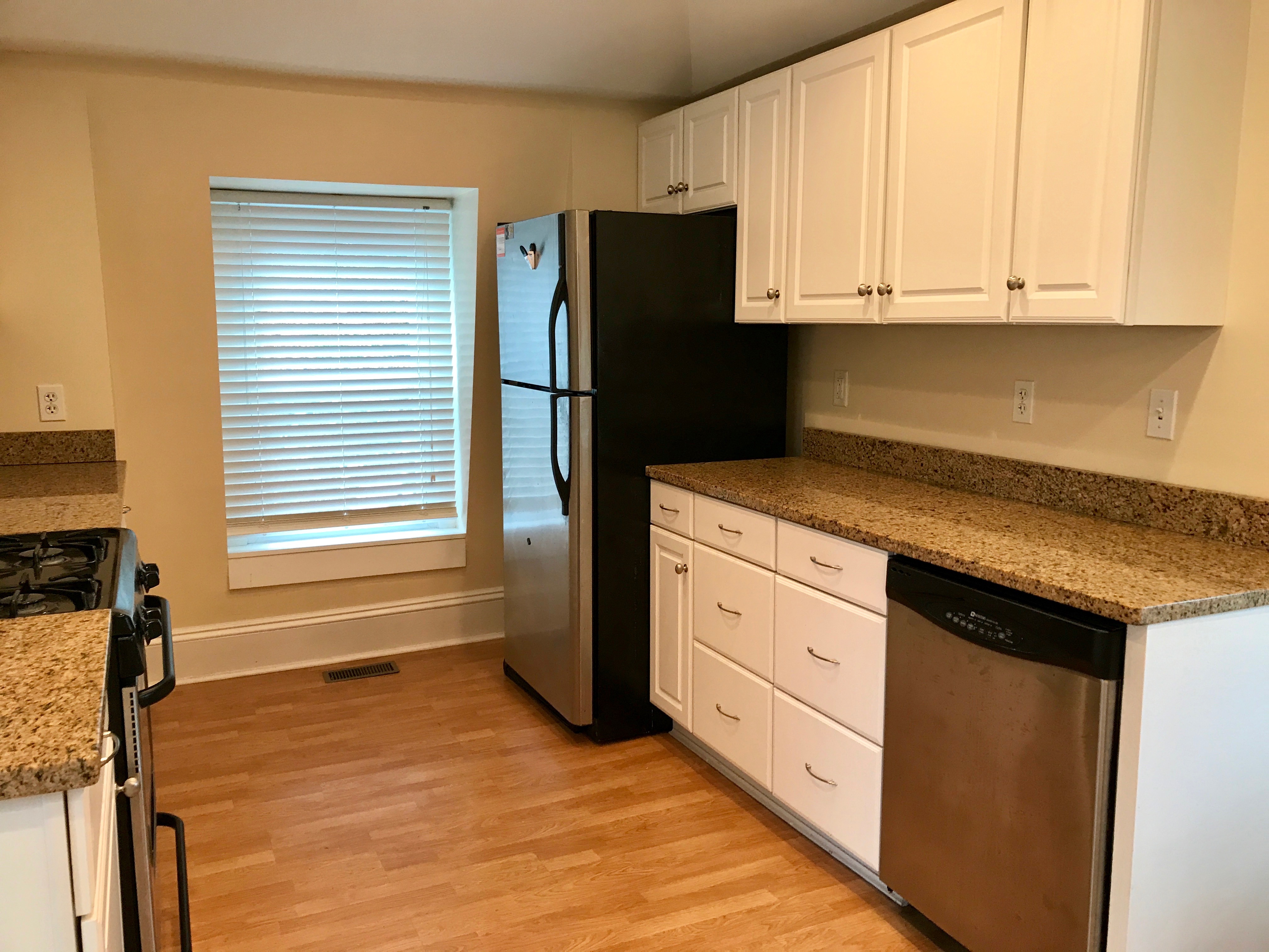 3 bed, 2 bath apartment for rent at 674 Main St Unit 2, Malden — photo 3 of 30
