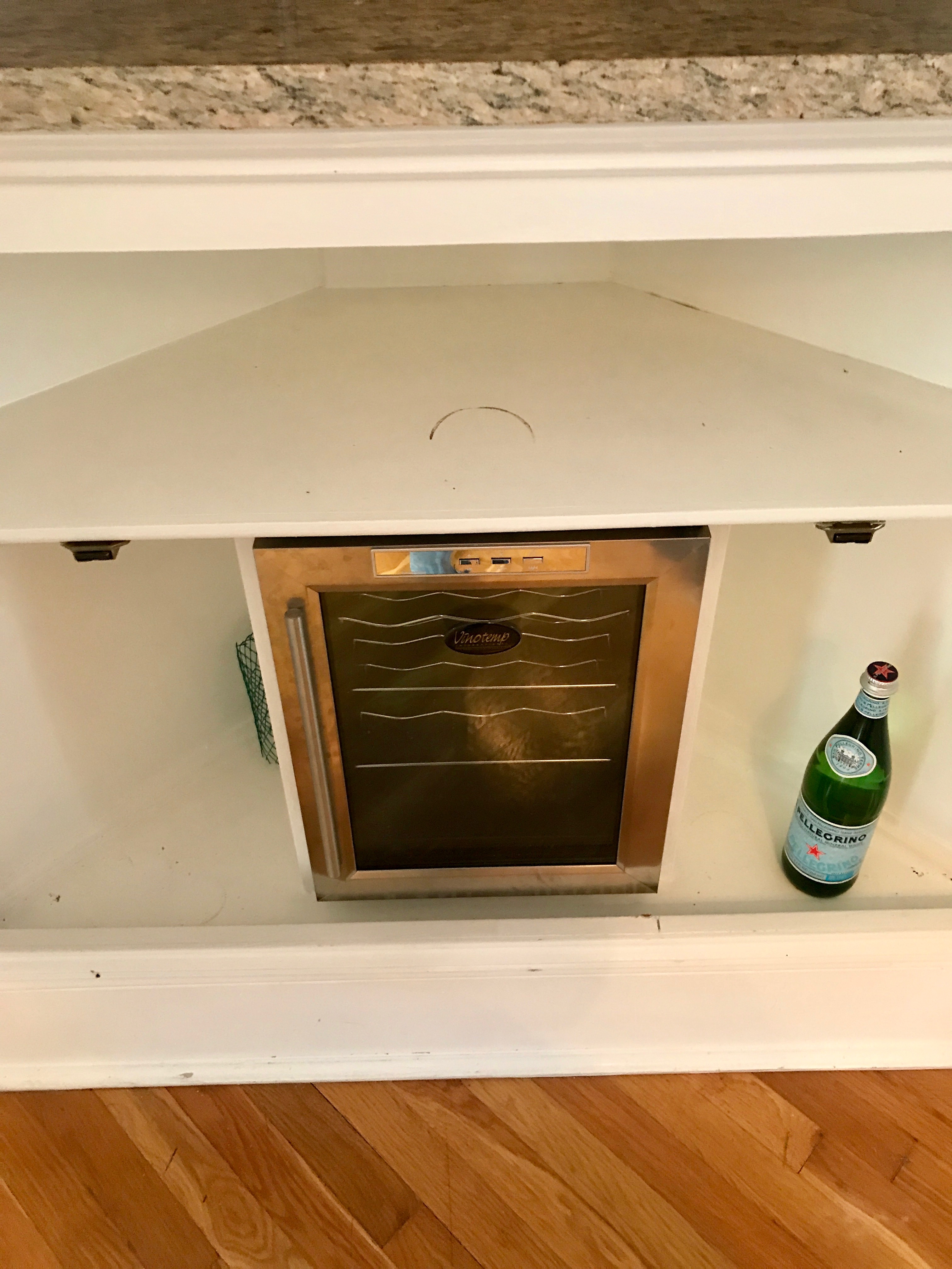 3 bed, 2 bath apartment for rent at 674 Main St Unit 2, Malden — photo 5 of 30