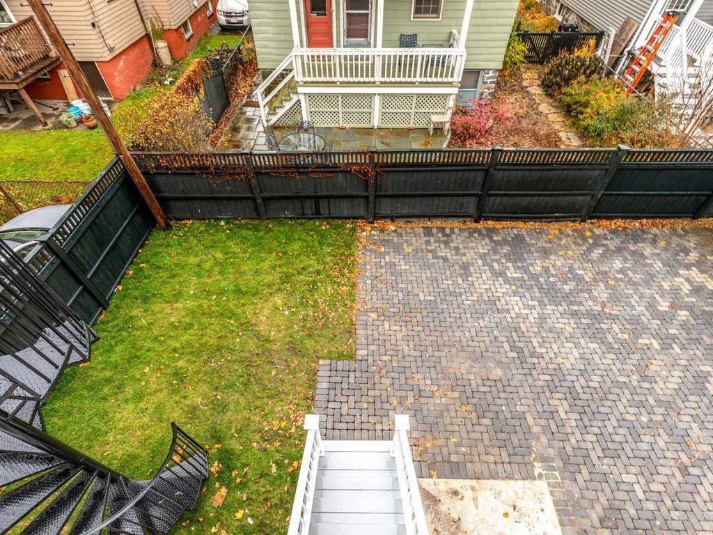 233 Willow Ave, Powder House Square