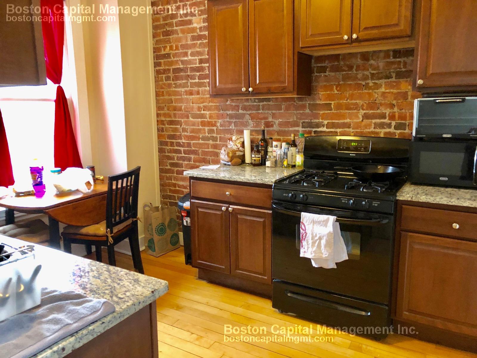 2 bed, 1 bath apartment for rent at 30 Leamington Rd Unit 2, Brighton — photo 1 of 10