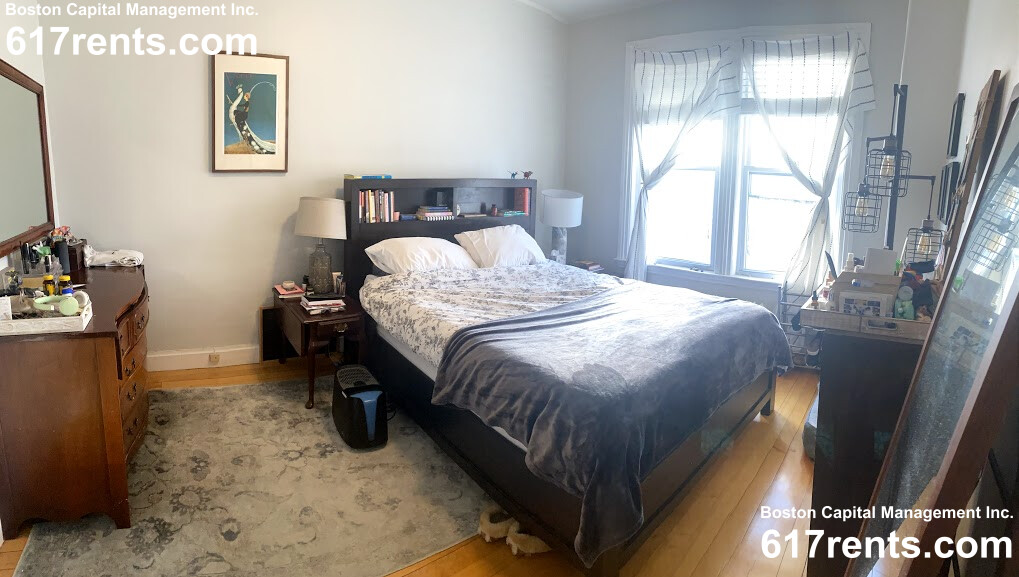 2 bed, 1 bath apartment for rent at 30 Leamington Rd Unit 2, Brighton — photo 5 of 10