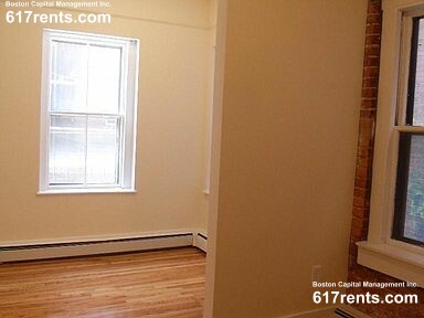 7 Aberdeen St, Fenway