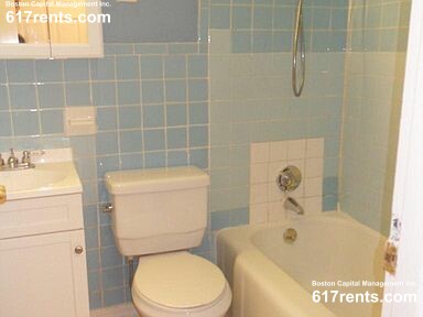 7 Aberdeen St, Fenway