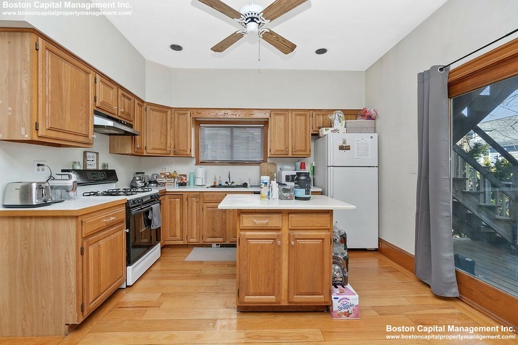 287 Summit Ave, Brighton