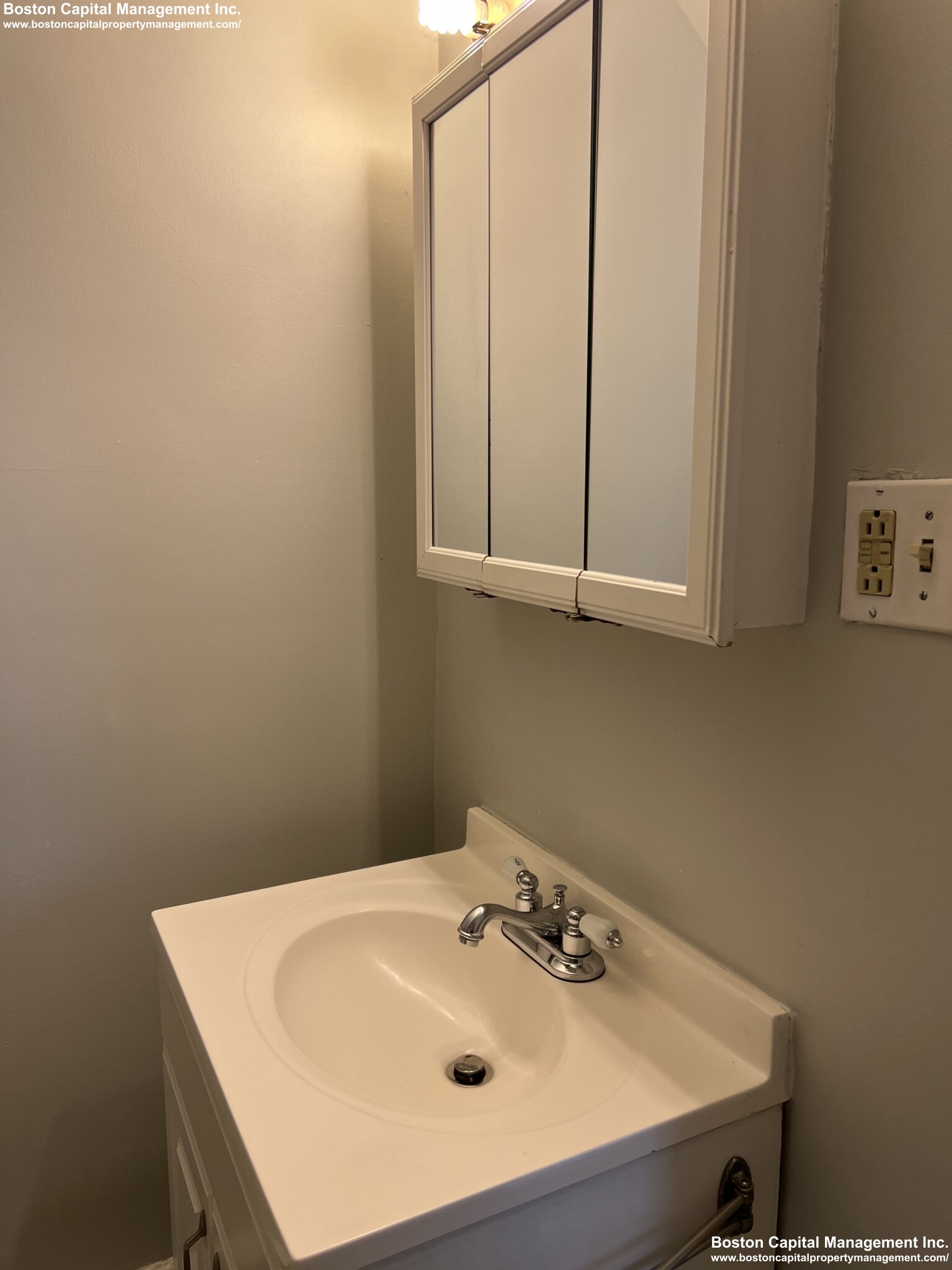 24 Pratt St, Allston