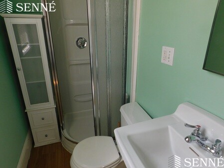 14 Adams St, Watertown